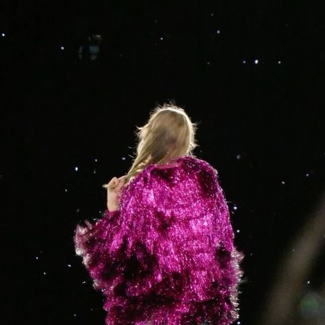 Taylor Swift Karma Jacket, Karma Taylor Swift Aesthetic, Karma Taylor Swift, Karma Jacket, Magenta Jacket, Taylor Swift Karma, Ts Eras Tour, Ts Eras, Eras Outfits