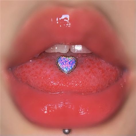 Cool Piercings Tongue, All Body Piercings, Heart Tounge Piercing, Tongue Rings Jewelry, Aesthetic Tongue Piercing, Tongue Pericings, Heart Tongue Piercing, Cute Tounge Peircings, Tounge Piercing Jewelry Tongue Rings