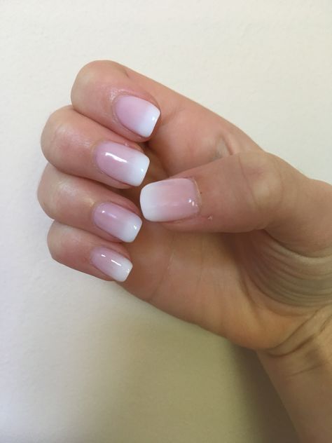 Ombré Nails Pink, Umbre Nails, Pink And White Ombre Nails, Ombre Chrome, Ombre French Nails, Ombre Chrome Nails, Nails Pictures, Nails Images, Ombre Gel Nails