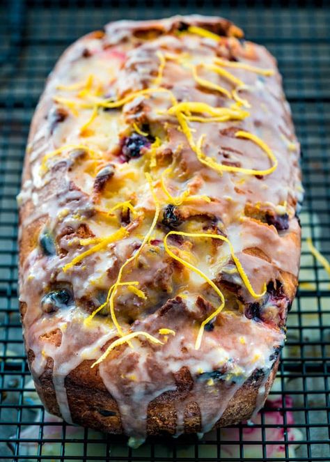 Blueberry Yogurt Loaf, Blueberry Yogurt Cake, Dessert Lemon, Lemon Blueberry Loaf, Lemon Yogurt Cake, Yogurt Bread, Savory Breads, Blueberry Loaf, Blueberry Yogurt