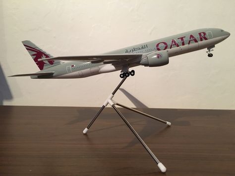 Qatar Airways Boeing 777-200LR (Long Range) Model aeroplane,No make of company who made it,1,200 Scale,No Reg number,Plane measurements Length 32cm,Width wing tip to wing tip 33cm Model Aeroplanes, Model Aeroplane, Boeing 777, Qatar Airways, Plastic Models, New Model, Qatar, Type 1, Airlines