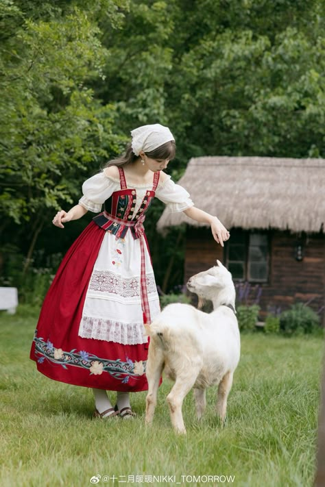 Austrian Traditional Clothing, Traditional Romanian Dress, Russian Culture Fashion, Traditional English Clothing, Basque Clothing, Spain Traditional Clothing, German Outfits Women, Traditional Italian Clothing, Animal Pose Reference