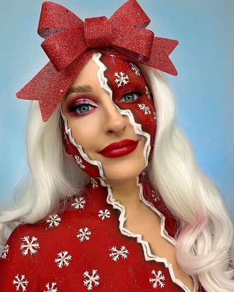 Paper Makeup, Christmas Eye Makeup, Waist Length Hair, Wave Lace Front Wig, The Snow Queen, Christmas Makeup Look, Holiday Makeup Looks, Holiday Glam, Winter Makeup