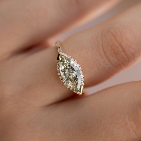 East West Marquise, Baguette Band, 14k Gold Wedding Ring, Marquise Cut Engagement Ring, Ring Baguette, Bezel Set Ring, Engagement Rings Marquise, Gold Wedding Ring, Engagement Ring Cuts