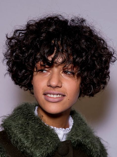 New Cool Model Cuts Of The Season Hairstyles Curly Hair Black Women, Curly Bowl Cut, Black Hairstyles With Bangs, Curly Hair Black Women, Short Permed Hair, Black Women Short Hairstyles, Short Natural Curly Hair, Hair Black Women, Hairstyles Curly Hair