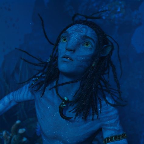 Britain Dalton, Avatar 2 Movie, Gang Signs, Water Icon, Avatar The Way Of Water, Avatar James Cameron, Avatar Images, Avatar Picture, Movie Sites