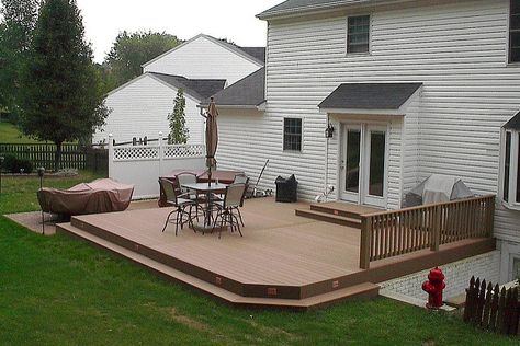 Ground level composite deck | Cedarbrook Outdoor Design/ Build | Flickr Ground Level Deck, Backyard Patio Deck, Floating Deck, Patio Deck Designs, Composite Deck, Deck Designs Backyard, Ground Level, Deck Plans, Decks Backyard