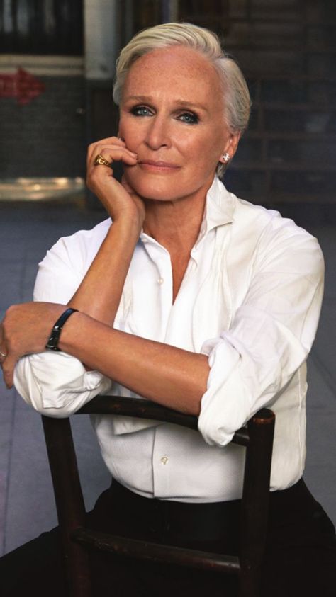 Glenn Close Ashwini Nakshatra, Lyn Slater, Female Portrait Poses, Glenn Close, Drag King, Stylish Women Fashion, Badass Women, Special People, Female Images