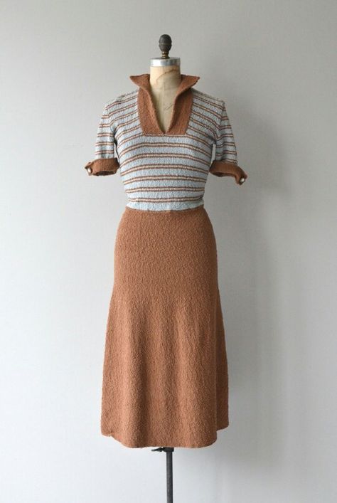 1930s Knitwear, Antique Closet, Vintage Capsule Wardrobe, Retro Sweaters, Vintage Frocks, Vintage 1930s Dress, Vintage Fashion 1930s, Vintage Place, 1930 Fashion