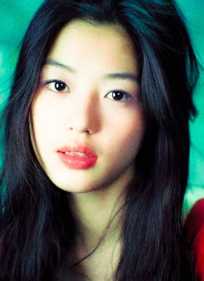 Jun Ji Hyun Fashion, Jun Jihyun, 90s Makeup Look, Korean Y2k, 90s Actresses, Petty Girl, 2000s Girl, Models 90s, Jun Ji Hyun