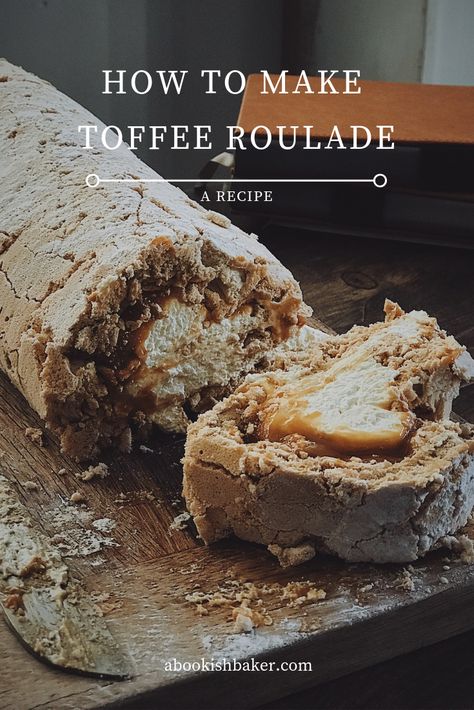 Easy Roulade Recipes, Meringue Roll Recipe, Pavlova Roll Recipes, Meringue Roulade Recipe, Merengue Roulade, Meringue Roulade, Roulade Recipe, Meringue Desserts, Cake Rolls