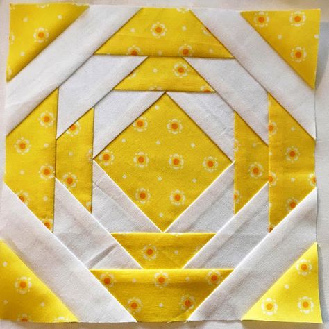 Pineapple Quilt Pattern, Pineapple Quilt Block, House Quilt Patterns, Pineapple Quilt, Quilting Blocks, House Quilts, Pineapple Pattern, Quilt Block Pattern, Fat Quarter Shop