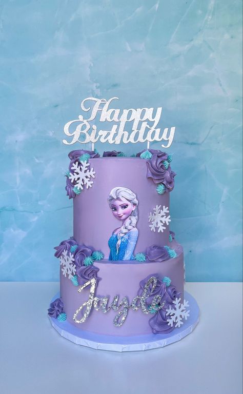 Frozen Cake Decorating Ideas, Purple Frozen Birthday Cake, Two Tier Frozen Cake, Purple Elsa Cake, Purple Frozen Cake, Pink Frozen Birthday Cake, Elsa Theme Cake, Frozen Cake Ideas, Frozen Cake Designs