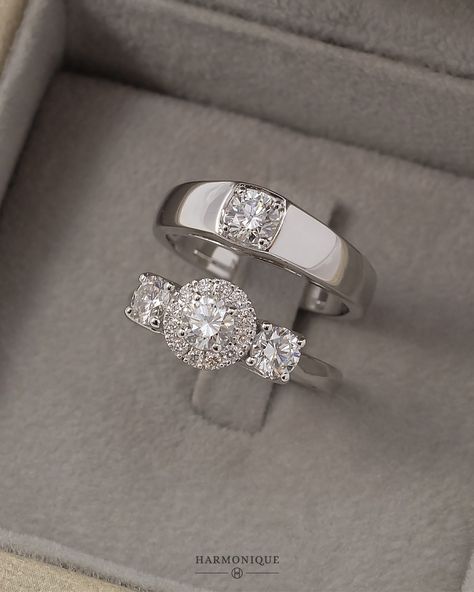 Groom Rings Wedding, Luxury Wedding Rings Couple, Daimon Rings, Cincin Nikah Wedding, Married Rings, Jungkook Ff, Wedding Ring Ideas, Classy Engagement Ring, Gold Jewelry Prom