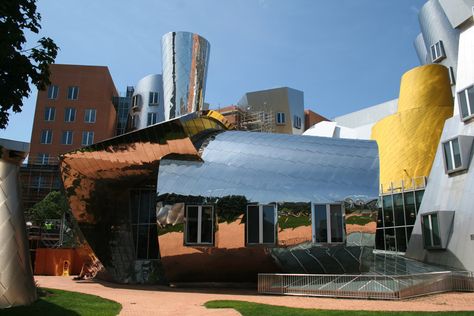 Massachusetts Institute of Technology - MIT - Stata Center Outside Massachussets Institute Of Technology, Boston Architecture, Technology Architecture, Cambridge Massachusetts, University Architecture, Anish Kapoor, Massachusetts Institute Of Technology, Colleges And Universities, Marina Bay Sands