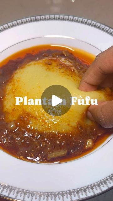 Bianca Kengne 🇨🇲🌱 on Instagram: "PLANTAIN FUFU 🥘 like, save, share I’m sharing another African classic — fufu. 😋 The recipe is very simple: Fufu flour Water Boil about 1-2 cups of water. Once boiling, decrease the heat. Gradually add flour as you constantly stir. Once it thickens, spend about 7-10 minutes beating to remove any lumps. Use a round spatula to serve as you dip in water to keep from sticking. Find the flour at your local African store or on my Amazon storefront. Link in bio #holistichealth #healthyfood #healthy #healtthiswealth #foodforall #easyrecipes #explorepage #viralposts #holisticnutrition #foodporn #healthy #healthjourney #fitnessjourney #africanfood #foodie" Plantain Fufu Recipe, Fufu Recipe Africans, Fufu Recipe, African Food Recipes, Ripe Plantain, Water Boiling, Amazon Storefront, Holistic Nutrition, African Food