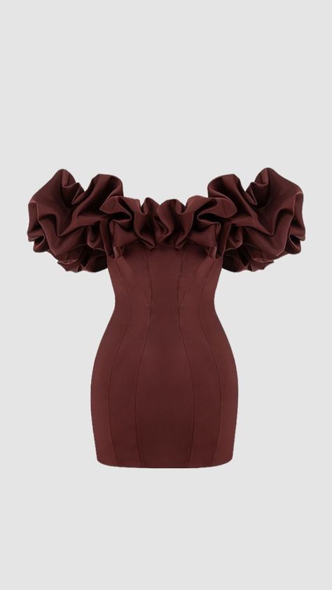 Christmas party outfit inspo, perfect dress for the holidays for all the winter evening events, Christmas party outfit, beautiful winter dress Robes Glamour, Strapless Ruffle Dress, Fotografi Digital, Duchess Satin, Hourglass Shape, Plus Size Shopping, Satin Slip Dress, Plus Dresses, Ruched Dress