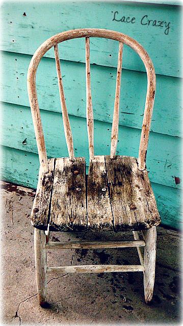 Lace Crazy: Do you remember your last voyage on an "Old Rickety Chair"... Old Wooden Chairs, Handmade Chair, Walls Art, Old Chairs, Old Chair, It's Cold Outside, Ap Art, Year 2, Cold Outside