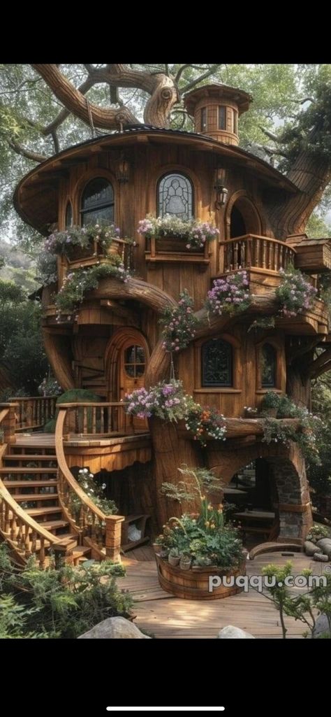 Tree Homes, Dream Porch, Luxury Tree Houses, Witches House, Fairytale Houses, Beautiful Tree Houses, Fantasy Cottage, Storybook House, Cute Cottages