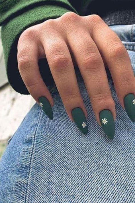 Fantastic Nails, Modern Nail Art, Smink Inspiration, Matte Nails Design, Modern Nails, Green Nail, Her Nails, Work Nails, Makijaż Smokey Eye