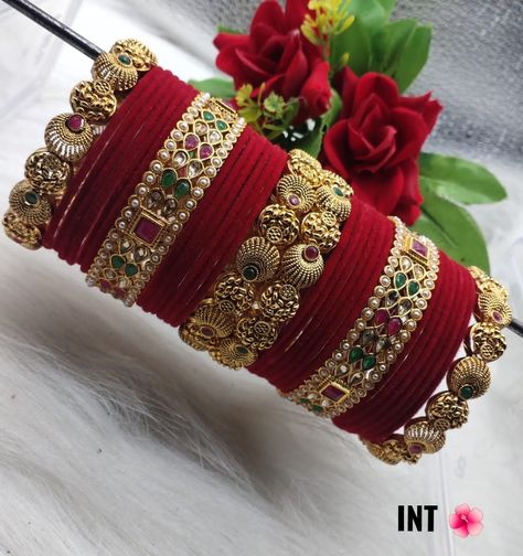 Bangle colour combination/Party wear Bangle/Bangles of Girls/Dulhan Bangles #bangle #threadbangle #goldbangle #weddingbangle #silkthreadbangle Red Bengals Set, Red Bangles Set Bridal, Rajasthani Bangles, Velvet Bangles, Rajasthani Jewelry, Bridal Chooda, Jewelry Room, Princess Accessories, Wedding Jewelry Sets Bridal Jewellery