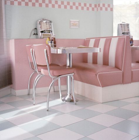 Pink Diner, 1950s Aesthetic, Diner Aesthetic, Pastel Princess, Bethlehem Steel, 50s Diner, Vintage Diner, Evelyn Hugo, Vintage Dinner