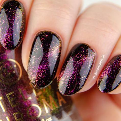 Multichromes - STELLA CHROMA Nail Designs Dark Purple, Fall Nail Designs Dark, Galaxy Nail Art, Magnetic Polish, Magnetic Nail Polish, Magnetic Nails, Hand Care, Beautiful Nails, Pretty Nails