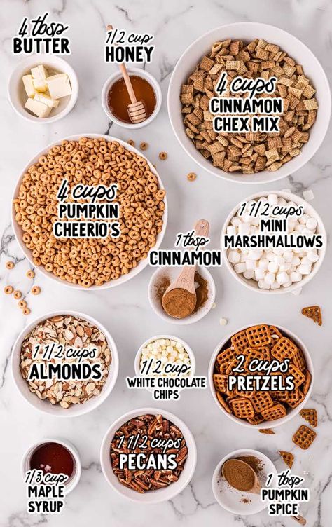 Pumpkin Spice Trail Mix Recipes, Sweet Trail Mix Ideas, Healthy Chex Mix Recipes, Fall Trail Mix Ideas, Fall Trail Mix Recipe, Pumpkin Cheerios, Fall Chex Mix Recipes, Pumpkin Spice Snack Mix, Cinnamon Chex Mix