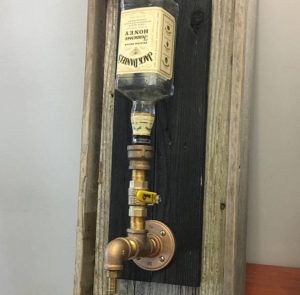 The Best Homemade Liquor Dispenser - SirMixABot Liquor Dispenser Diy, Diy Liquor, Whisky Spender, Whiskey Dispenser, Dispenser Diy, Power Tool Storage, Homemade Liquor, Liquor Dispenser, Pallet Decorations