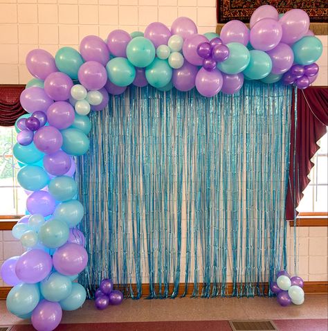 12ft. balloon garland with purple, teal, mint, and deep purple balloons topped off with a teal backdrop banner Pink Purple Teal Birthday Decorations, Teen Party Themes, Teal Backdrop, Turquoise Party, Mermaid Birthday Party Decorations, Ariel Little Mermaid, Baby Backdrop, Mermaid Invitations, Purple Balloons