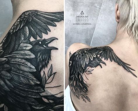 Bird Tattoo Sleeves, Grey Ink Tattoos, Rabe Tattoo, Crow Tattoo Design, Vogel Tattoo, Black Bird Tattoo, Tattoo Shoulder, Crow Tattoo, Tattoo Inspiration Men