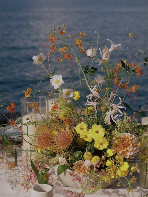 Pin Cushion Flower Arrangement, Dahlia Centerpiece, White Floral Centerpieces, Yellow Wedding Flowers, Pink Orange Yellow, Floral Inspiration, Yellow Wedding, Wedding Florals, Floral Centerpieces