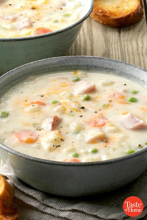 Ham Soup Recipes, Ham And Potato Soup, Ham Soup, Best Soup Recipes, Fall Soups, Ham Recipes, Chicken Soup Recipes, Soup And Sandwich, Hearty Soups