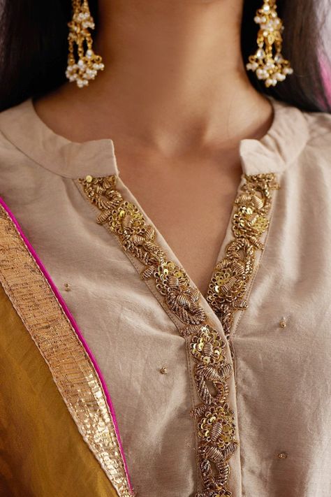 Buy Beige Chanderi Embroidered Band Chitkan Kurta And Salwar Set For Women by Shorshe Clothing Online at Aza Fashions. Band Neck Designs For Suits, Band Neck Designs For Kurtis, Shorshe Clothing, Eid Clothes, Beige Kurta, Neck Designs For Suits, Embroidery On Kurtis, Kurti Embroidery Design, Kurti Neck Designs