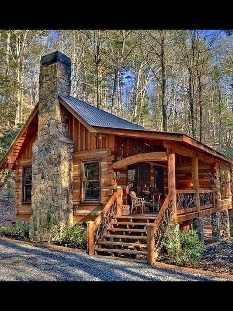 Log Cabin House Plans, Log Cabin House, Log Cabin Living, Log Cabin Rustic, Small Log Cabin, Cabin Exterior, Cabin House Plans, Wooden Cabins, Log Cabin Homes