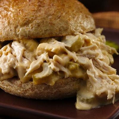 Slow Cooker Cheesy Turkey Sandwiches @keyingredient #cheese #sandwich #slowcooker #quick #chicken #cheesy Cheesy Turkey, Turkey Sandwiches Recipes, Cheesy Sandwich, Crock Pot Food, Slow Cooker Turkey, Recipe Cookbook, Turkey Sandwiches, Soup And Sandwich, Diet Food