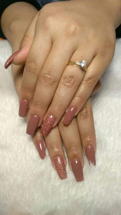 Brown And Rose Gold Nails, Nude And Rose Gold Nails, Brown To Pink Ombre, Melanin Nails, Rose Gold Manicure, Khaki Nails, Gold Coffin Nails, Sns Nails Designs, Brown Nails Design