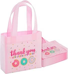 Donut Theme Party Favors, 1 Year Birthday Party Ideas, Donut Theme Party, Sprinkles Design, Donut Party Favors, Donut Themed Birthday Party, Donut Gifts, Pink Favours, Pink Donut