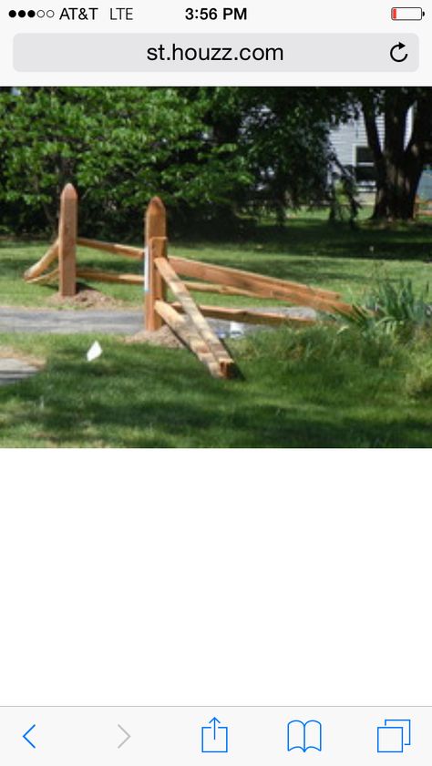 Split Rail Fence Driveway Entrance, Entryway Driveway Ideas, Split Rail Fence Corner Driveway, Wood Driveway Entrance, Split Rail Corner Fence Ideas, Drive Entrance Landscaping, Driveway Entryway Landscape Ideas, Landscaping At End Of Driveway, Long Driveway Landscaping Entrance