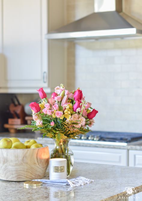 Kelley Nan: The Nine Lives of a Single Flower Arrangement- How to Get the Most Out of Your Floral Bouquets Flowers On Kitchen Counter, Fresh Flowers Kitchen, Kitchen Floral Decor, Fresh Flowers In Kitchen, Fresh Flowers In Home, Kitchen Island Flowers, Kitchen Island Flower Arrangement, Kitchen Flowers Decor, Flowers In Kitchen