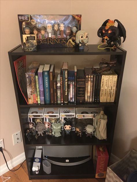 Lord of the Rings shelf #funko #Tolkien #LOTR #Balrog Lord Of The Rings Shelf, Lord Of The Rings Room Ideas, Lord Of The Rings Room Decor, Lotr Balrog, Lotr Collection, Lotr Room, Funko Display Ideas, Lord Of The Rings Collection, Hobbit Funny