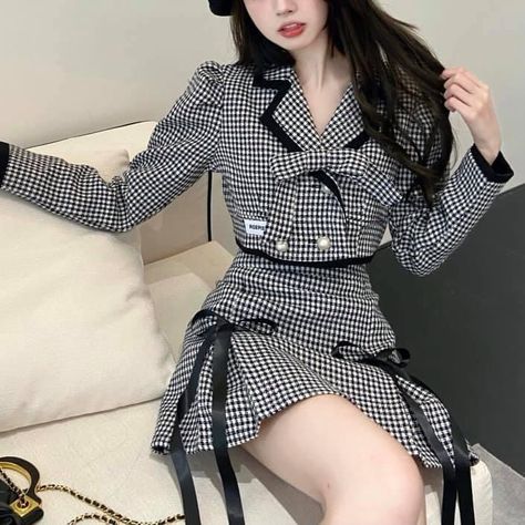 Korean 2 Piece Outfit, Rich Girl Outfits, Rok Mini, Best Winter Outfits, Fashion Magazines, Kawaii Fashion Outfits, Korean Fashion Dress, Korean Girl Fashion, My Works