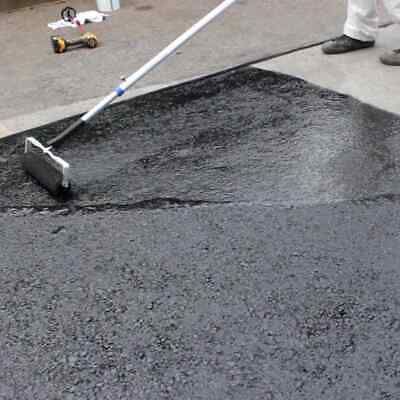 Renews, protects and seals your driveway instantly. Heavy Duty Tarmac Paint. Brush or roller, (after stirring). Brush well into the surface. Since the product dries by evaporation of water it should not be applied under conditions of high humidity or where there is a risk of high condensation during the drying period. Concrete Driveway Sealer, Tarmac Driveway, Driveway Paint, Tarmac Driveways, Driveway Sealer, Garage Floor Coatings, House Trim, Concrete Stairs, Epoxy Flooring