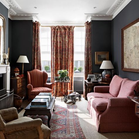 Red Curtains Living Room, Farrow And Ball Living Room, Victorian Town, English Country House Style, Dark Living Rooms, English Country Style, Living Room Red, Living Room Design Inspiration, Red Curtains