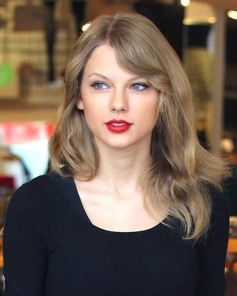 Taylor Swift Haircut, Dyeing Hair, A Leap Of Faith, Estilo Taylor Swift, Taylor Swift Red, Taylor Swift Hair, Female Celebrities, Dirty Blonde, Leap Of Faith