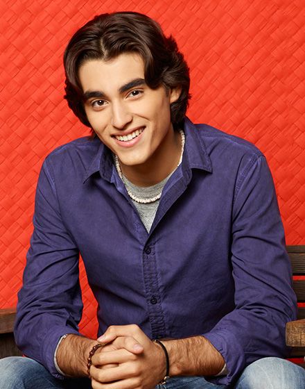 Tyler James - Dog With A Blog Wiki, the Dog with a Blog resource Tyler From Dog With A Blog, Tyler James Dog With A Blog, Blake Michael Dog With A Blog, Dog With A Blog Tyler, Disney Boys Actors, Boy Actors, Disney Actors, Blake Michael, Lemonade Mouth