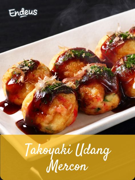 Temukan kejutan rasa pedas menggigit di dalam isian Takoyaki Udang Mercon ini! Resep Takoyaki, Japanese Food, Baked Potato, Snacks, Baking, Ethnic Recipes