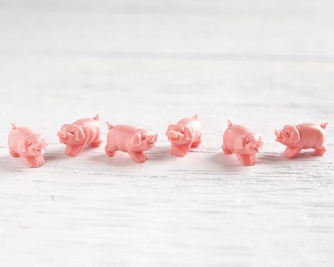 Miniature Pigs - 6 Tiny Vintage Pink Plastic Piggies, Craft Figurines Tiny Pigs, Miniature Pigs, Pig Figurines, Cotton Crafts, Miniature Animals, Snowman Crafts, Pink Plastic, Homemade Christmas Gifts, Vintage Miniatures