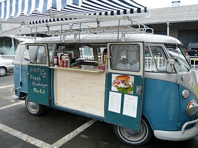 Image may have been reduced in size. Click image to view fullscreen. Vw Food Truck Ideas, Volkswagen Food Truck, Kombi Food Truck, Foodtrucks Ideas, Food Vans, Mobile Coffee Shop, Car Food, Coffee Van, Vw Ideas