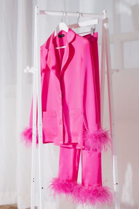 Hot Pink Outfit, Shirt And Trouser, Nadine Merabi, Hot Pink Fashion, Black Pajamas, Look Rose, Pink Pajamas, Neon Fashion, Feather Trim